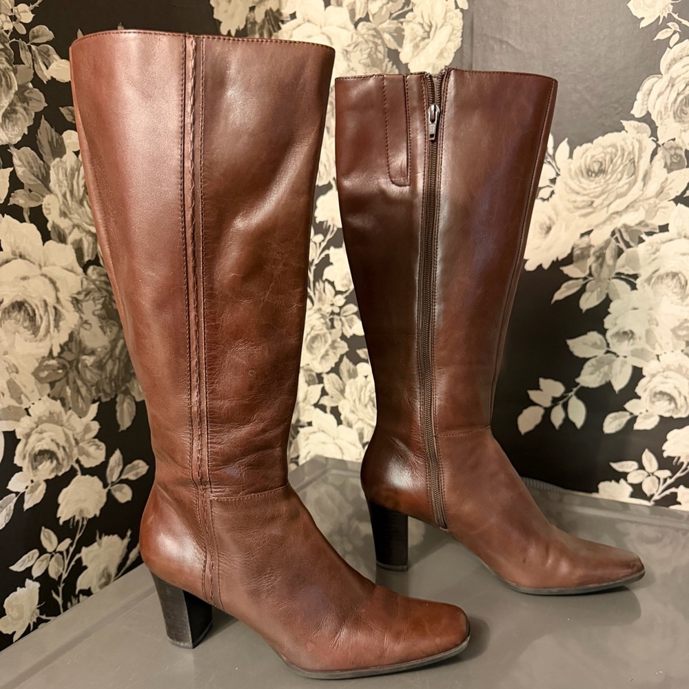Brown Leather Knee-High Boots - Picture 2 of 4